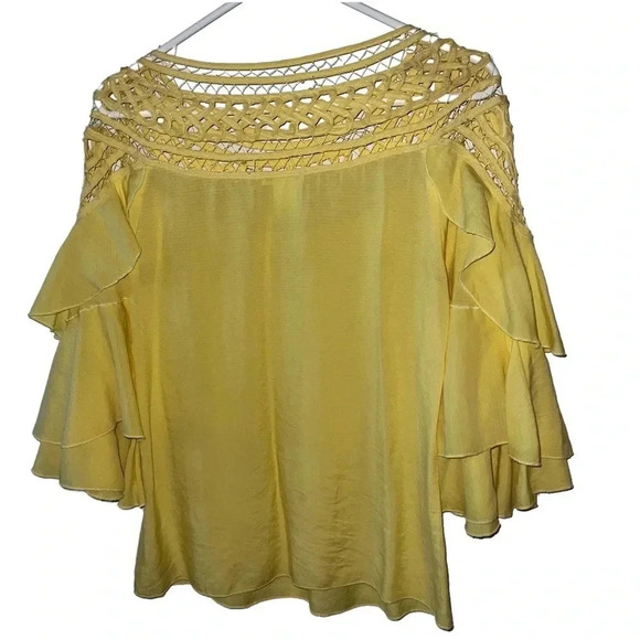 Easley top size small - Picture 2 of 3